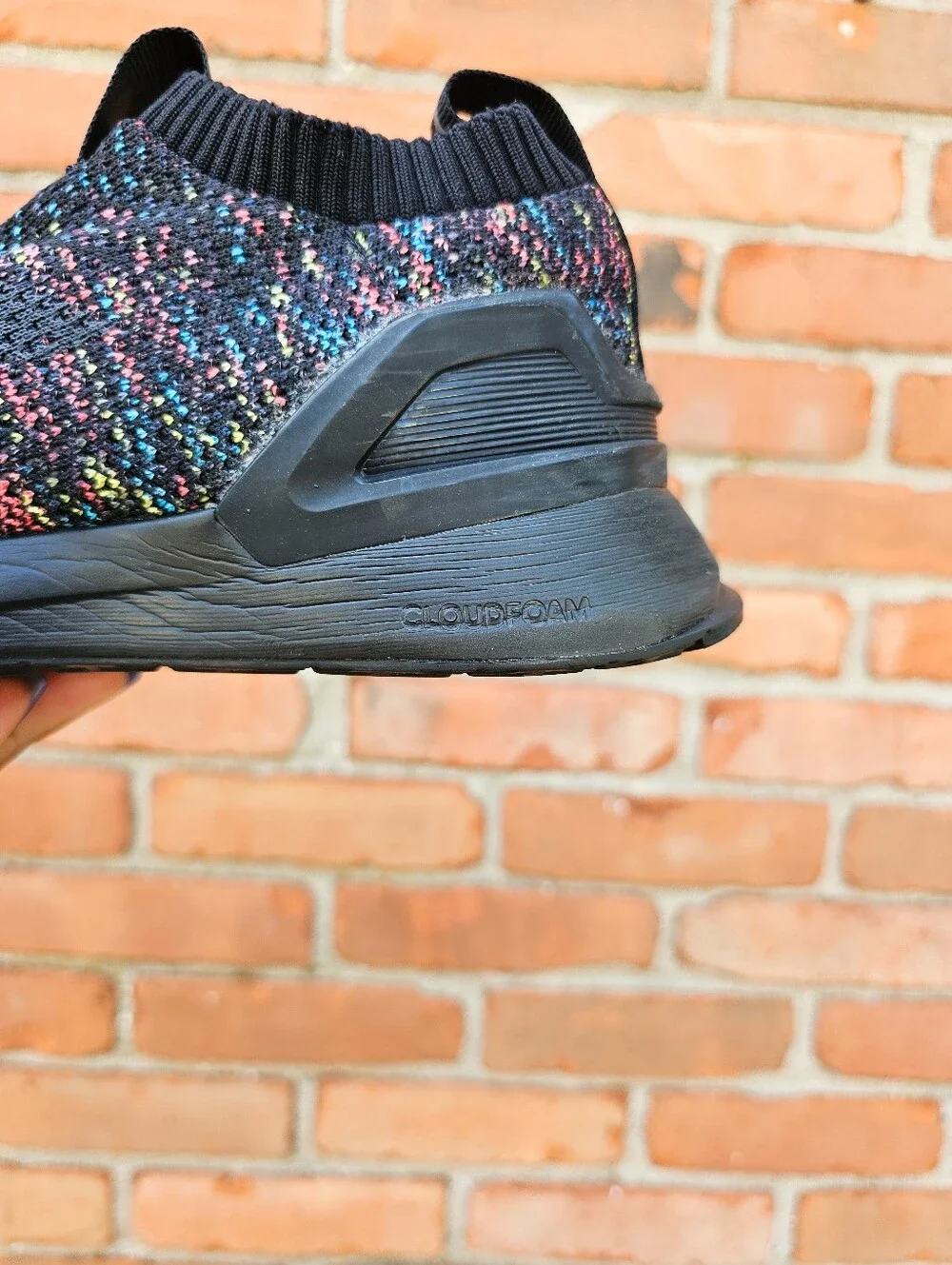 Adidas Women’s Black Multicolor Speckled Slip-On Sneakers Size 6